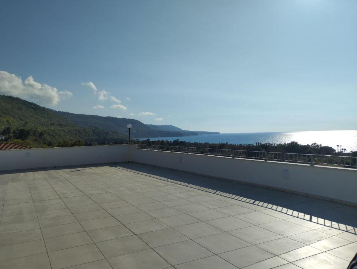 Hotel La Giara Zambrone Buitenkant foto
