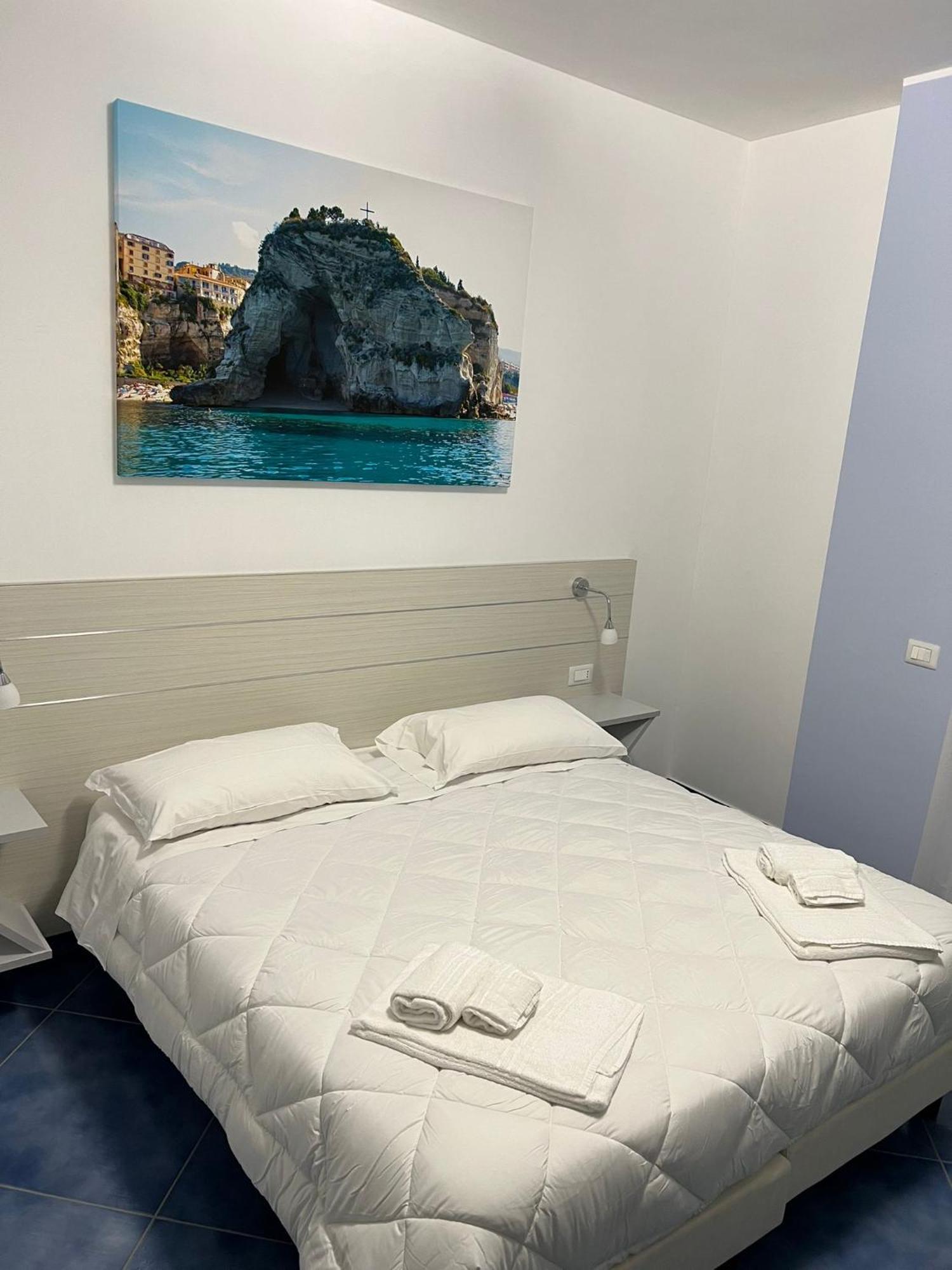 Hotel La Giara Zambrone Buitenkant foto